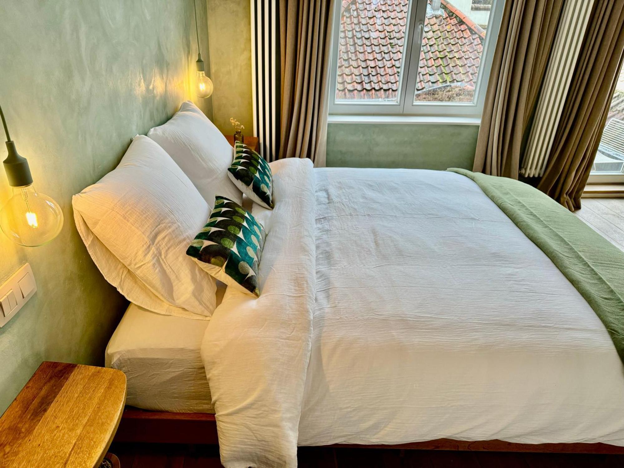 Sleeping Swan Bed & Breakfast Bruges Exterior photo