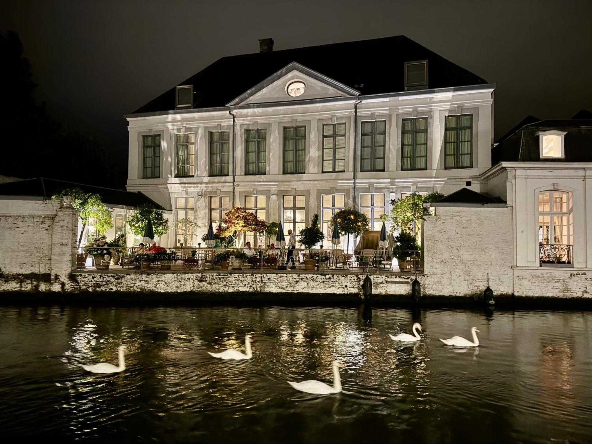 Sleeping Swan Bed & Breakfast Bruges Exterior photo